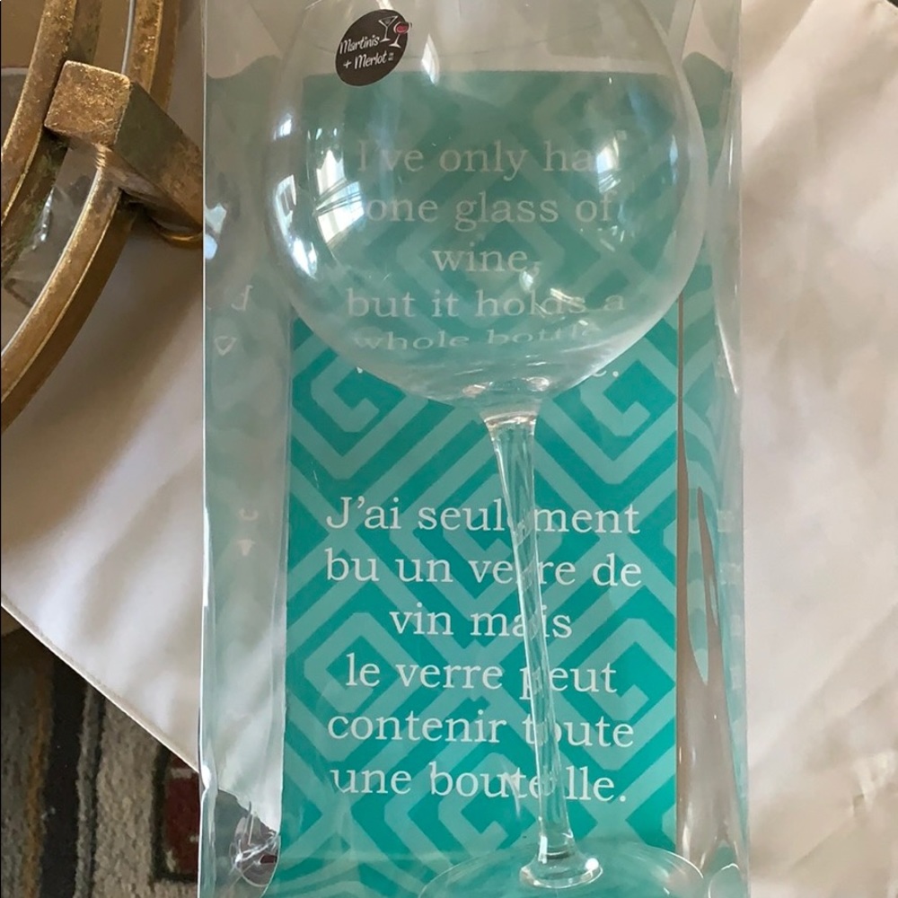 NIB wine glass